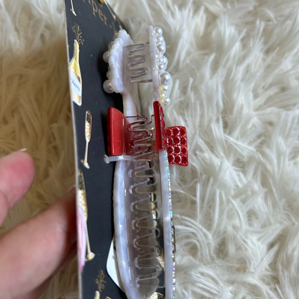 Piper hair clip